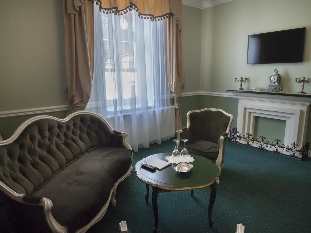 Maison Elysee Сибиу Экстерьер фото